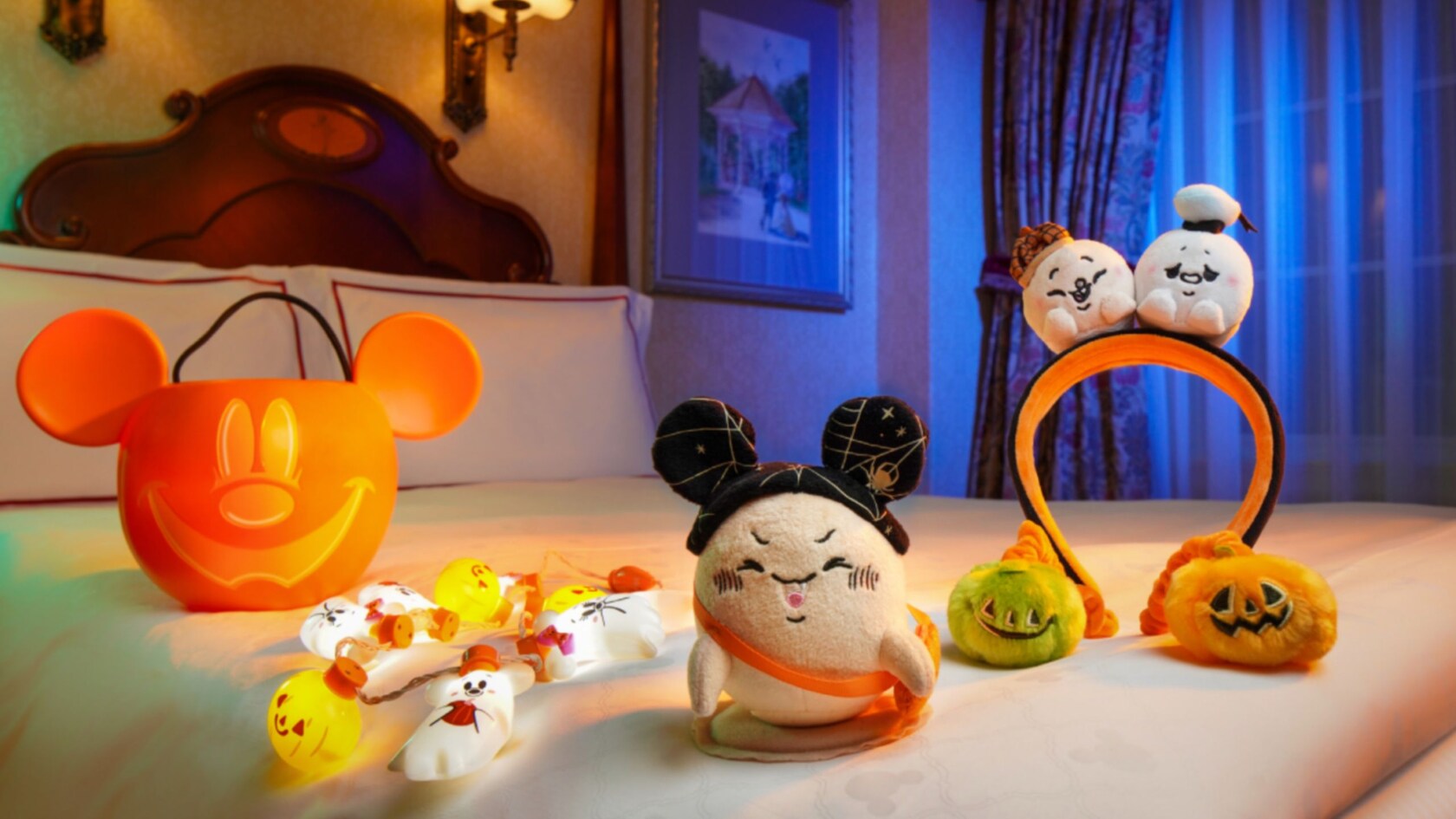 Halloween In-Room Party Pack