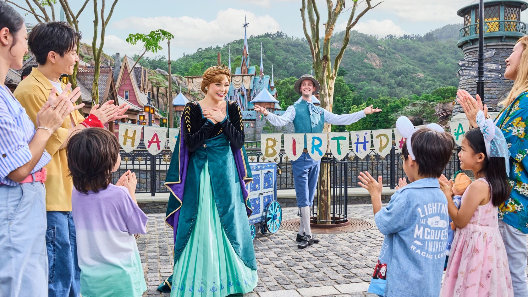 Turn Up Summer | Hong Kong Disneyland Resort