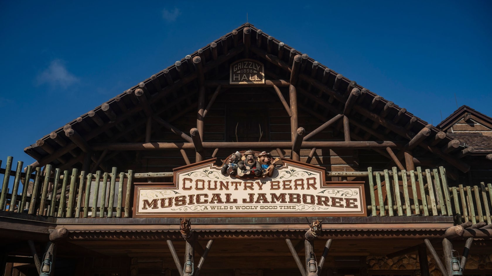 Main entrance to the Country Bear Musical Jamboree show