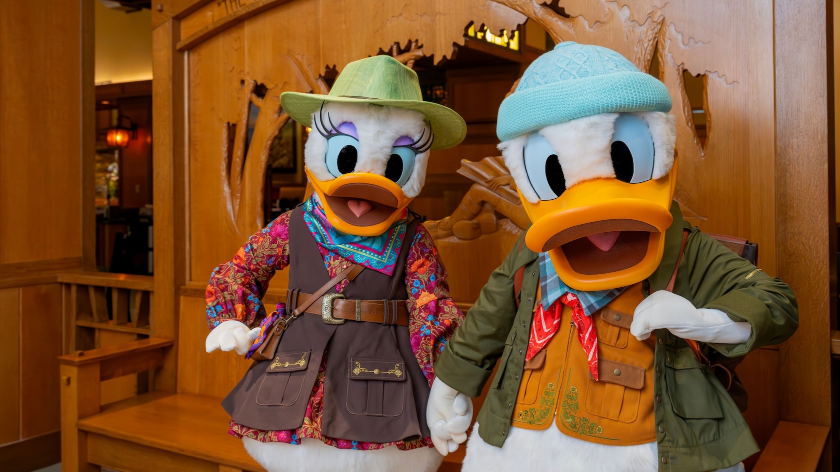 Donald Duck and Daisy Duck in camping outfits at Storytellers Café in Disney’s Grand Californian Hotel & Spa