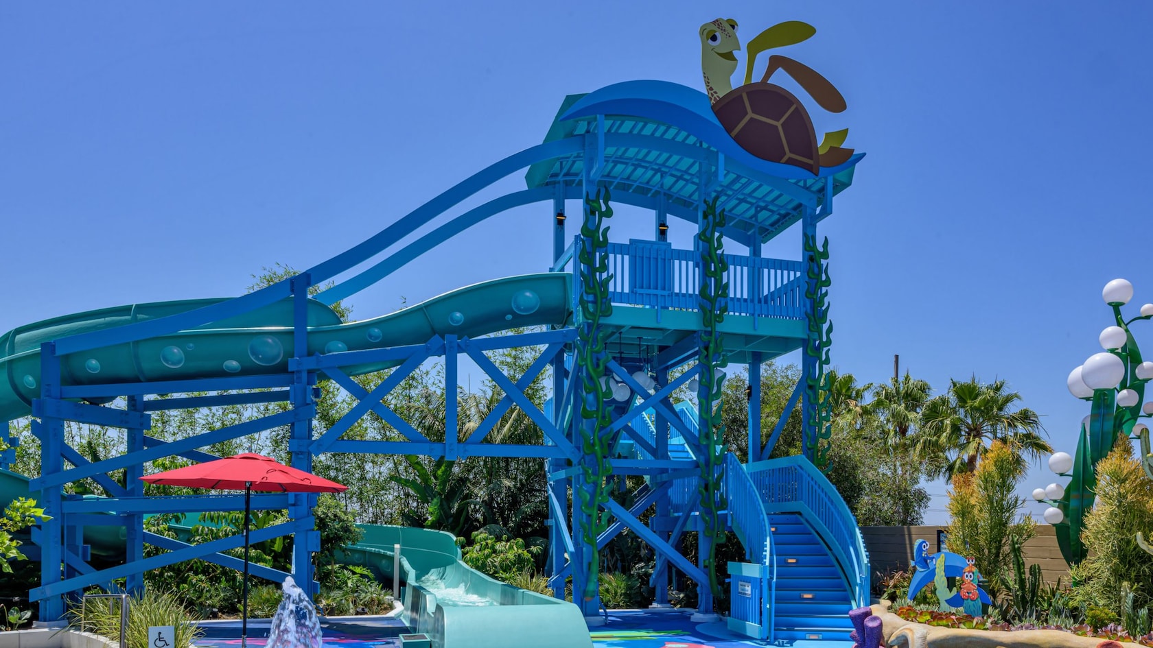 Crush's Surfin’ Slide at the Finding Nemo pool