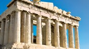 Las ruinas de las columnas del Partenón en Atenas, Grecia