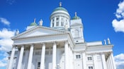 Centro principal de Helsinki y la Catedral Luterana en la Plaza del Senado