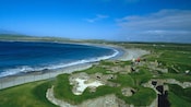 O assentamento da Idade da Pedra de Skara Brae fica ao longo de um litoral