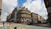 Um cruzamento de ruas da cidade em Liverpool