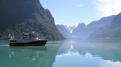 Cruise on Lake Olden