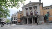 Exterior del teatro nacional de Oslo