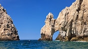 The Arch of Cabo San Lucas rock formation