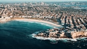 Paisagem urbana de Sydney, Austrália, com vista para a água
