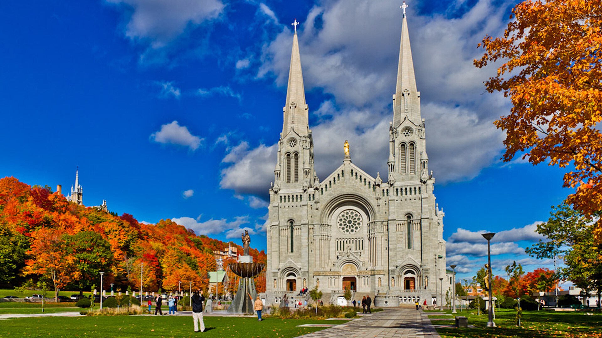 Montmorency Falls Tour & SainteAnnedeBeaupré in Quebec Disney