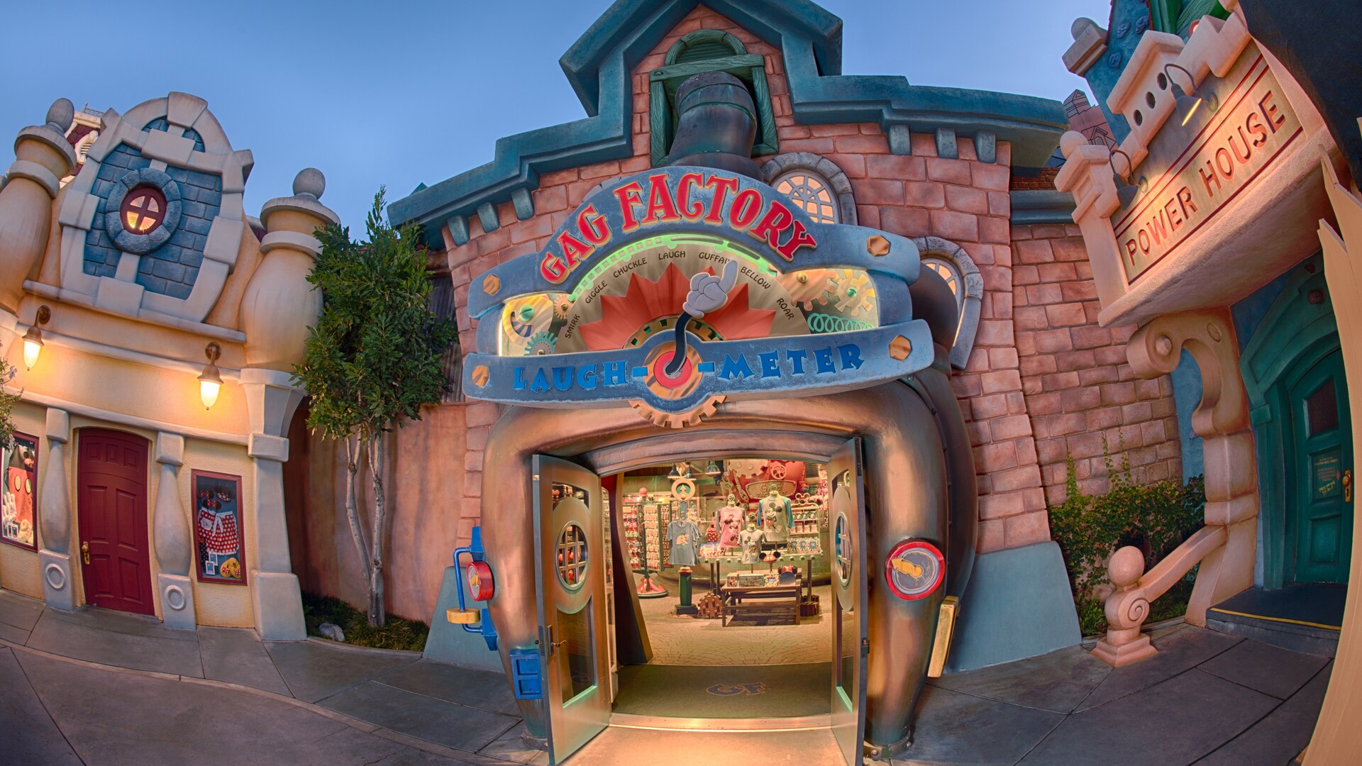 gag-factory-toontown-five-and-dime-00.jpg
