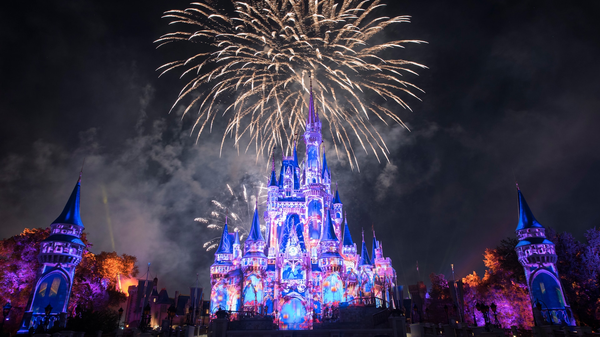 Happily Ever After Fireworks Show At Magic Kingdom Walt Disney World Resort