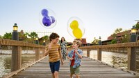 Signature Portrait Session: Disney's Polynesian Village Resort