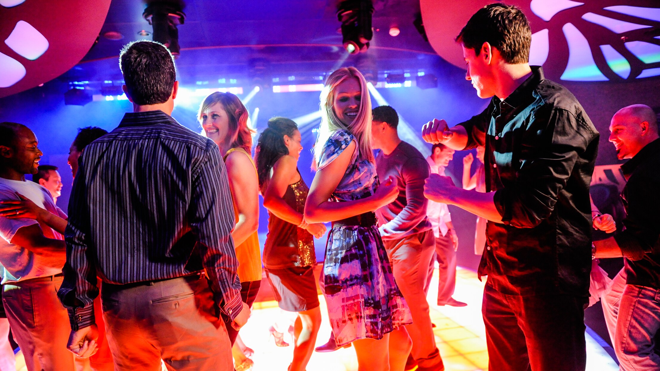 Evolution & Lounges Disney Cruise Line