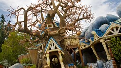 Atracción Chip 'n' Dale Treehouse en Toontown en Disneyland Park