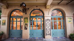 The exterior of La Mascarade d'Orleans in Disneyland Park