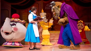 Personajes emblemáticos actúan en vivo durante Beauty and the Beast – Live on Stage en Disney’s Hollywood Studios