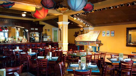 Ralph Brennan S Jazz Kitchen Flambeaux S Jazz Club Downtown