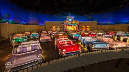Disney - night cafe 50's Prime Time Café | Walt Disney World Resort