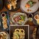Varios platos con diversas delicias japonesas