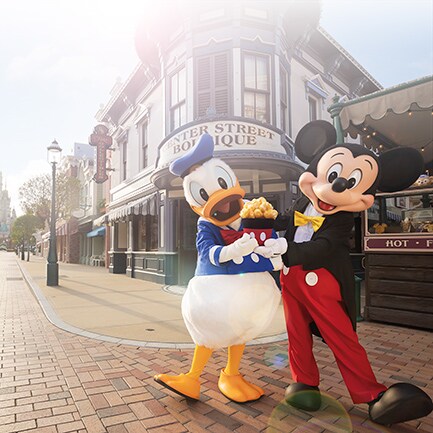 schudden Ter ere van dagboek Hong Kong Disneyland Resort | Official Site | Hong Kong Disneyland Hotels