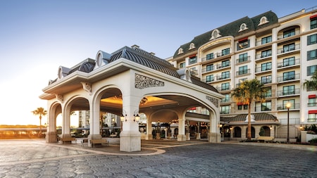 The grand entrance of Disney’s Riviera Resort