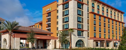 Hilton's Homewood Suites and Home2 Suites Are Now Pet-Friendly