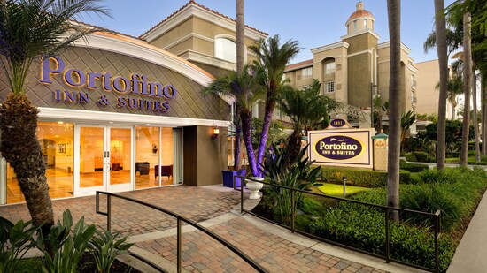 Exterior of Anaheim Portofino Inn and Suites