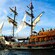 Pasajeros ubicados en la cubierta de una réplica de un galeón español del siglo XVI mientras navega por Saint Lucia