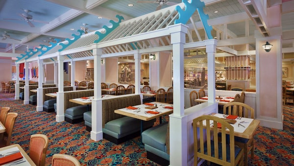 Dining booths at Cape May Café in Disney’s Beach Club Resort