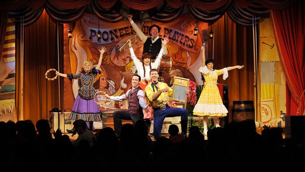 Performers onstage at the Hoop-Dee-Doo Musical Revue in Florida