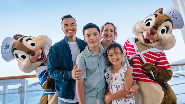 ディズニー・クルーズライン・デスティネーション | ディズニー