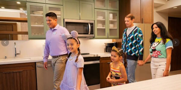 フレンドリー8枚、セレブレーション10枚 スター・ビュー・ステーション・メンバー・ラウンジ