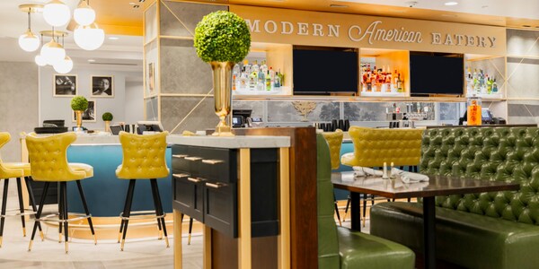Great Maple Modern American Eatery in Pixar Place Hotel