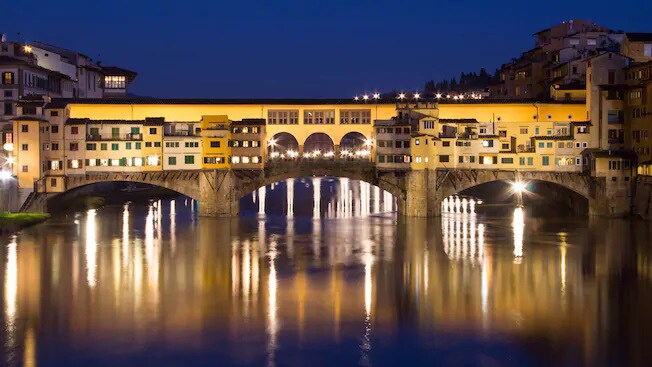 The Ponte Vecchio bridge at night