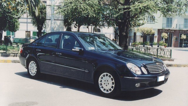 A late model 4 door sedan