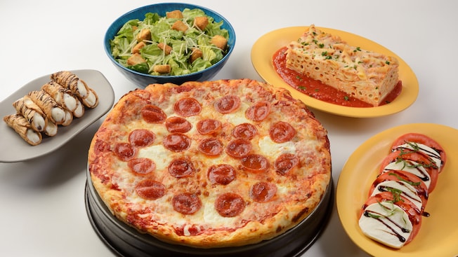 Restaurantes quick service en los que se puede hacer reserva  Pizzafari-family-style-meal-16x9