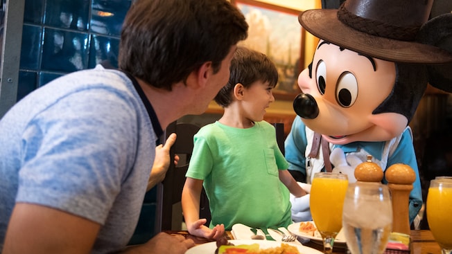breakfast buffet nearest