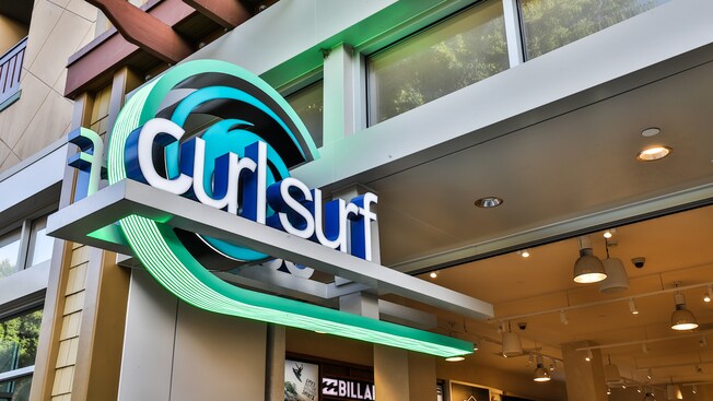 Curl Surf marquee sign
