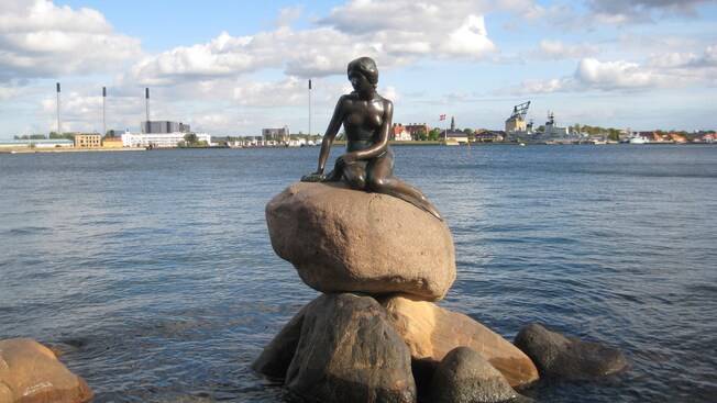 The Little Mermaid statue in Copenhagen