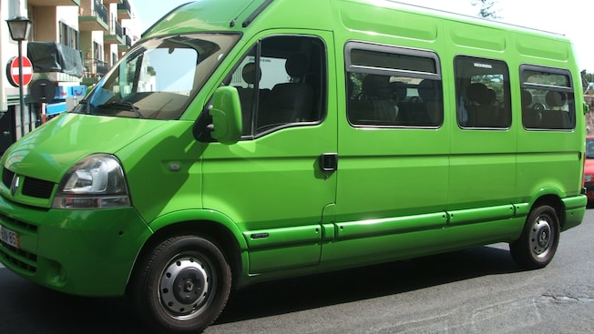 Large van with four windows per side Large van with four windows per side