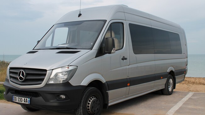 9 Hour Tour of Le Harve: Mini Bus