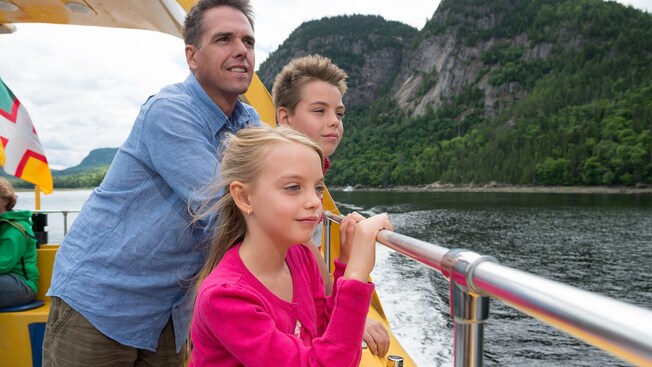 Uma família em um barco