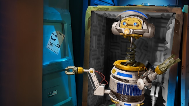 A long-necked droid robot on Star Tours: The Adventures Continue at Disney’s Hollywood Studios