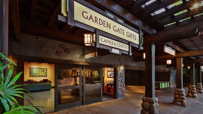 Entrance to Garden Gate Gifts at Disney's Animal Kingdom park