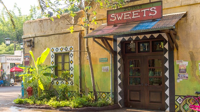 Zuri Sweets Shop est une boutique de confiseries sur le thème de l'Afrique dans le parc à thème Animal Kingdom de Disney