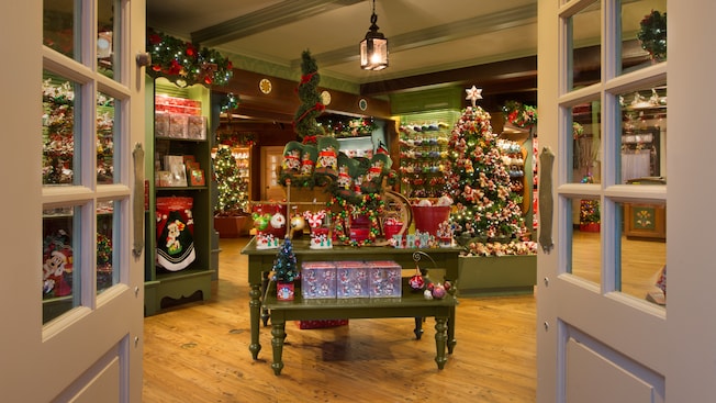 Ye Olde Christmas Shoppe | Walt Disney World Resort