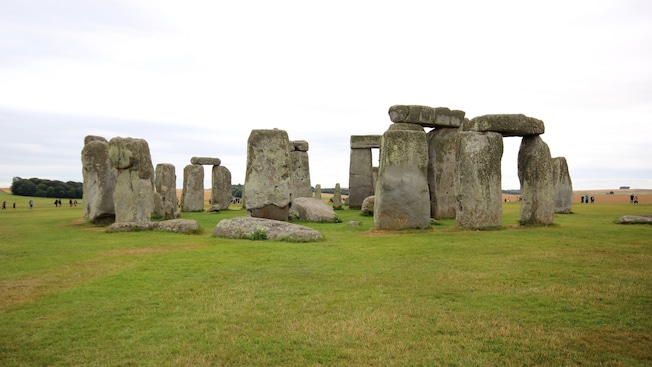 Stonehenge, a prehistoric standing stone circle in Wiltshire, England Stonehenge, a prehistoric standing stone circle in Wiltshire, England