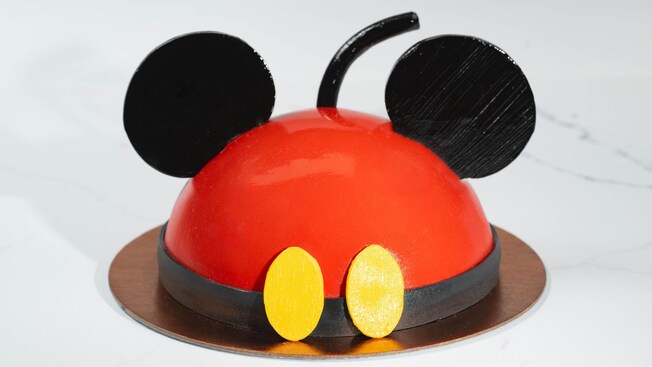 O bolo Dome Petite do Mickey Mouse da Amorette’s Patisserie
