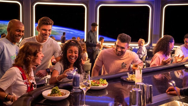 Drinks at Space 220 Lounge in EPCOT